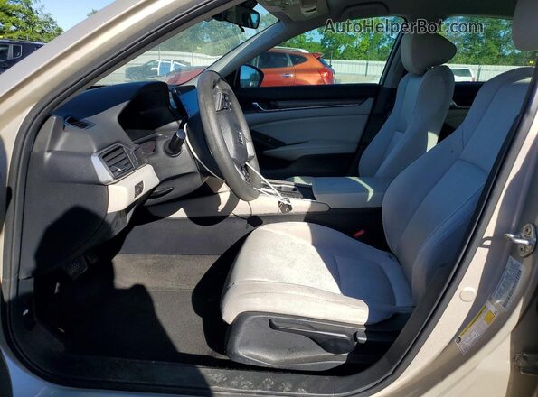 1HGCV1F1XJA067111 2018 HONDA ACCORD Gold Widok wnętrza z przodu