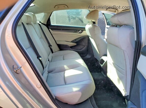 1HGCV1F1XJA067111 2018 HONDA ACCORD Gold Widok tylnych siedzeń
