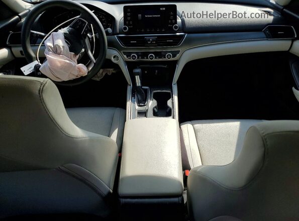 1HGCV1F1XJA103654 2018 HONDA ACCORD White Vista del salpicadero