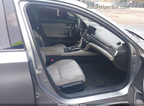 1HGCV1F1XKA006875 2019 HONDA ACCORD Silver Front interior view