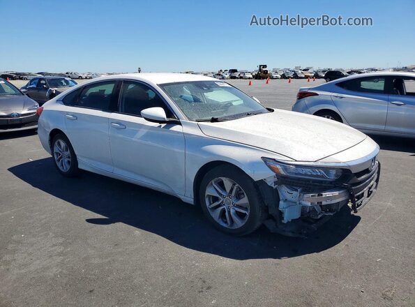 1HGCV1F1XKA017620 2019 HONDA ACCORD White Delantero derecho