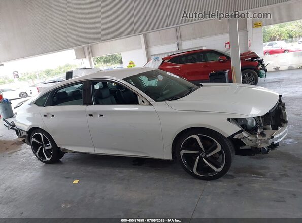 1HGCV1F30JA048178 2018 HONDA ACCORD White Vista interior de 360 grados
