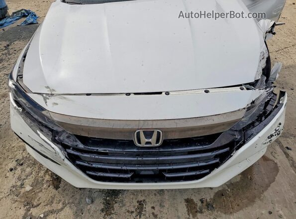 1HGCV1F30LA153628 2020 HONDA ACCORD Белый Вид задней части салона