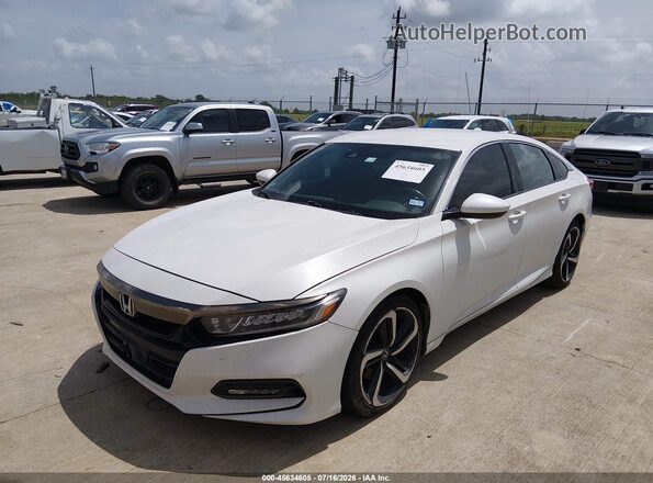 1HGCV1F31JA251127 2018 HONDA ACCORD White Front view