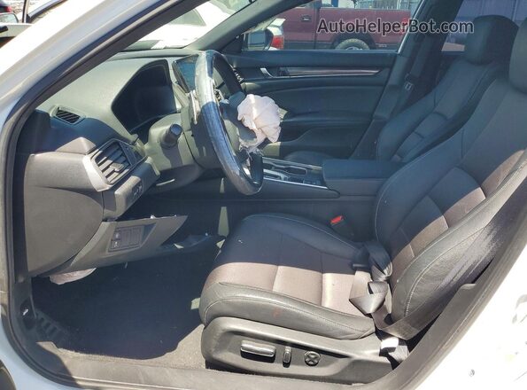 1HGCV1F31LA117351 2020 HONDA ACCORD White Вид салону спереду