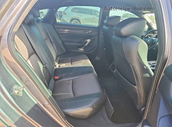 1HGCV1F32JA097687 2018 HONDA ACCORD Gray უკანა სავარძლების ხედი