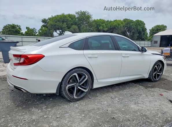 1HGCV1F32JA243764 2018 HONDA ACCORD White Задня права чверть