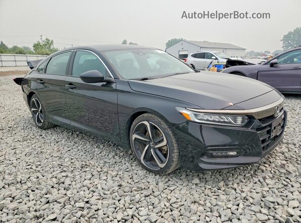 1HGCV1F33JA256345 2018 HONDA ACCORD Черный Передняя правая четверть