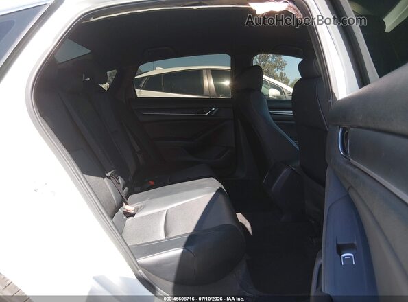 1HGCV1F33JA265739 2018 HONDA ACCORD White Widok naklejki z numerem VIN