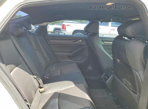 1HGCV1F33LA057606 2020 HONDA ACCORD White Vista de los asientos traseros