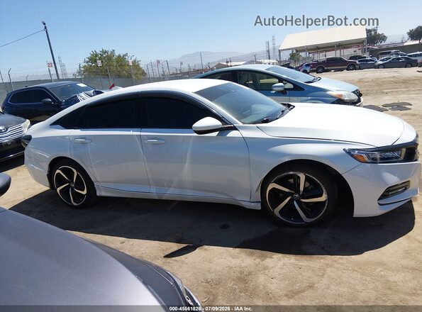 1HGCV1F33LA076754 2020 HONDA ACCORD White Widok wnętrza z tyłu