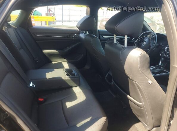 1HGCV1F34KA026881 2019 HONDA ACCORD Black Vista de los asientos traseros