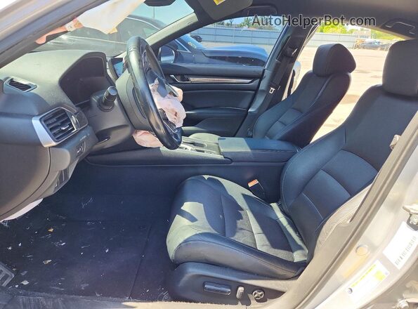 1HGCV1F34KA145630 2019 HONDA ACCORD Silver Вид салону спереду
