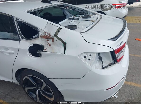 1HGCV1F34MA052674 2021 HONDA ACCORD White Widok z przodu