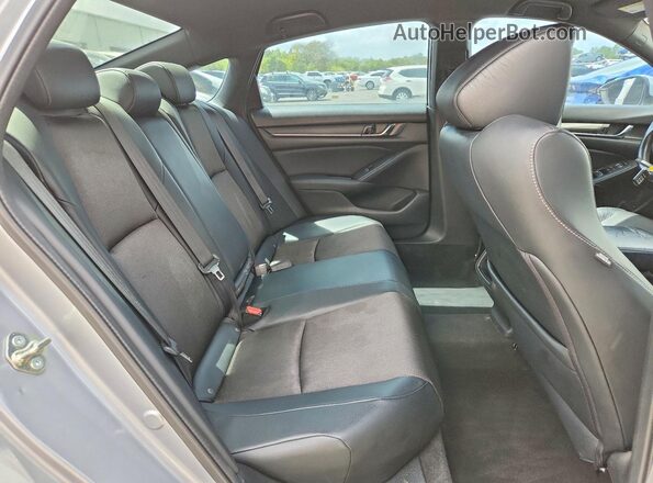 1HGCV1F35JA025303 2018 HONDA ACCORD Silver Rear seats view