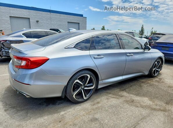 1HGCV1F35JA188792 2018 HONDA ACCORD Silver Задня права чверть