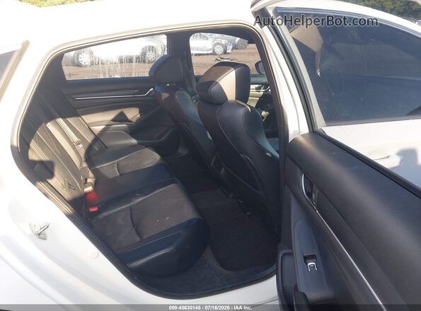 1HGCV1F35JA222245 2018 HONDA ACCORD White VIN կոդի պիտակի տեսք