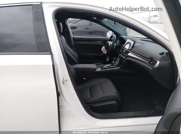 1HGCV1F35KA046962 2019 HONDA ACCORD White Вид салону спереду
