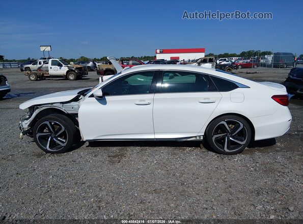 1HGCV1F35KA111714 2019 HONDA ACCORD White 