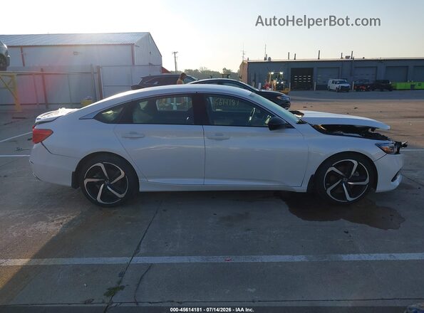 1HGCV1F35NA009558 2022 HONDA ACCORD White Вид задньої частини салону
