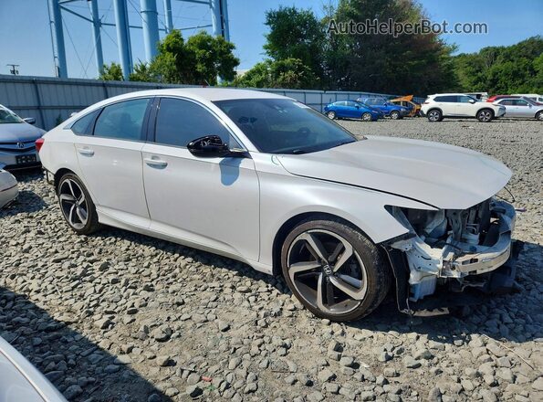 1HGCV1F36JA009708 2018 HONDA ACCORD Белый Передняя правая четверть