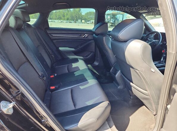 1HGCV1F36JA077250 2018 HONDA ACCORD Black Widok tylnych siedzeń