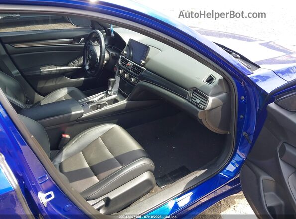 1HGCV1F36JA253097 2018 HONDA ACCORD Синий Вид салона спереди
