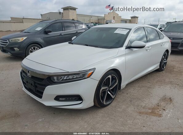 1HGCV1F36KA107462 2019 HONDA ACCORD Белый Передняя левая четверть