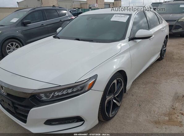 1HGCV1F36KA107462 2019 HONDA ACCORD Белый Вид спереди
