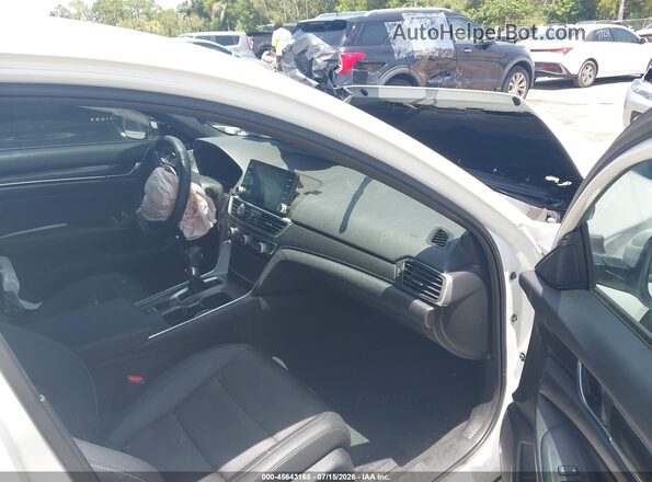 1HGCV1F36KA147640 2019 HONDA ACCORD White Widok wnętrza z przodu
