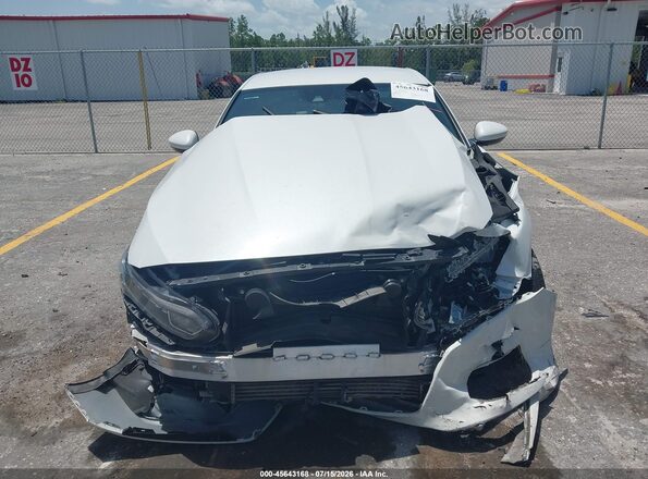 1HGCV1F36KA147640 2019 HONDA ACCORD White Widok wnętrza z tyłu