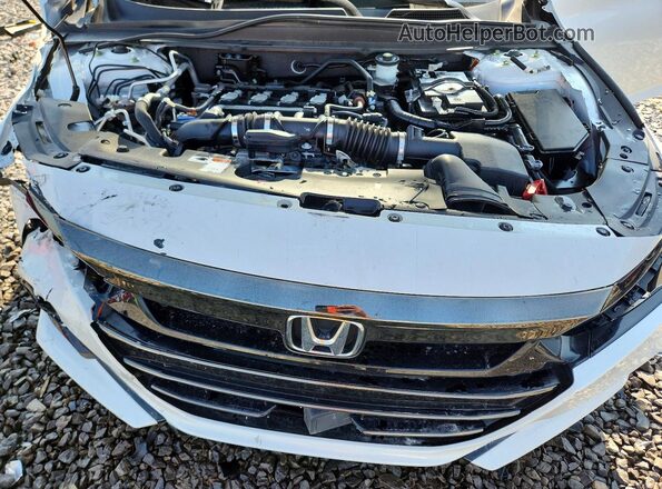 1HGCV1F36MA097941 2021 HONDA ACCORD White Սալոնի հետևի տեսք