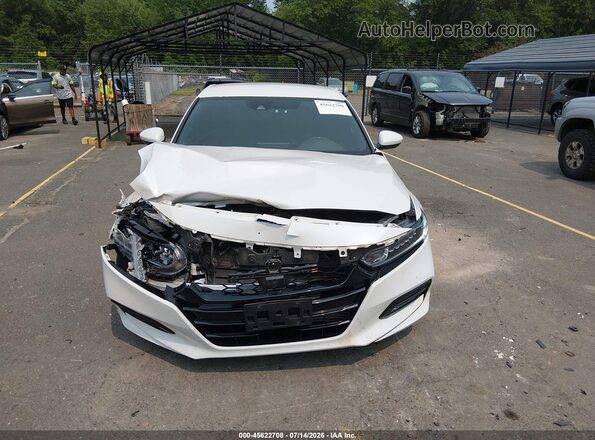 1HGCV1F37JA006056 2018 HONDA ACCORD White Widok wnętrza z tyłu