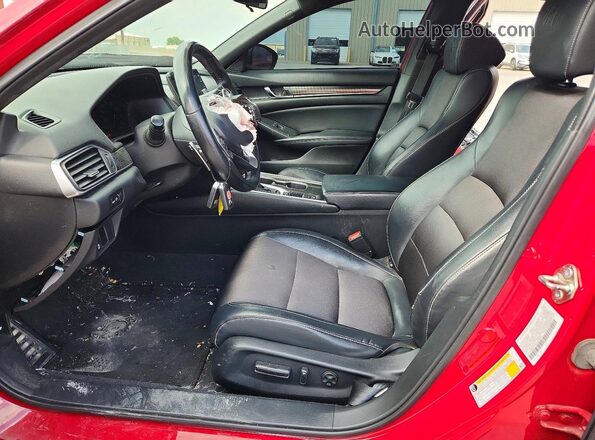 1HGCV1F37JA156491 2018 HONDA ACCORD Red Вид салону спереду