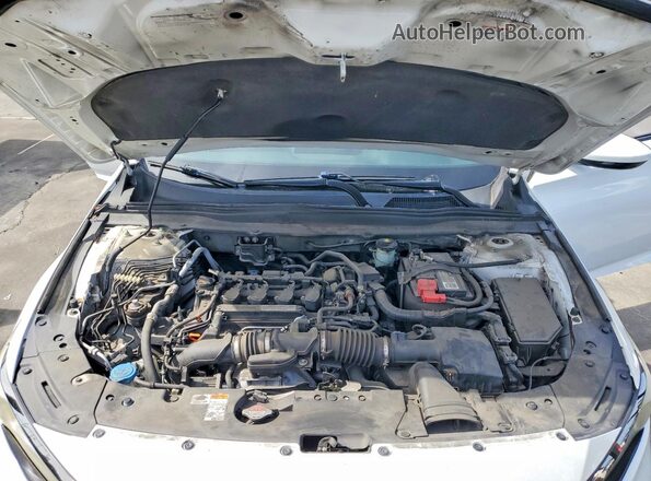 1HGCV1F37JA213854 2018 HONDA ACCORD White Вид задньої частини салону