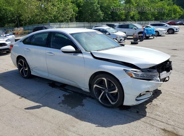 1HGCV1F37JA260589 2018 HONDA ACCORD Белый Передняя правая четверть