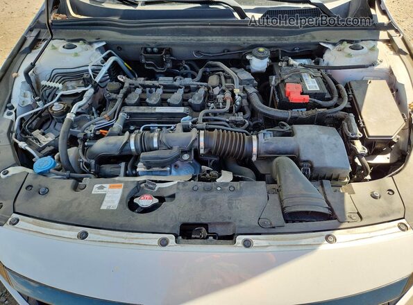1HGCV1F37KA069630 2019 HONDA ACCORD White Вид задньої частини салону