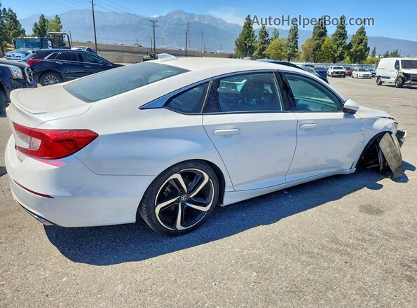 1HGCV1F38JA063866 2018 HONDA ACCORD White Հետևի աջ