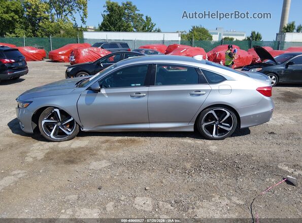 1HGCV1F38JA110815 2018 HONDA ACCORD Silver Widok wnętrza z tyłu