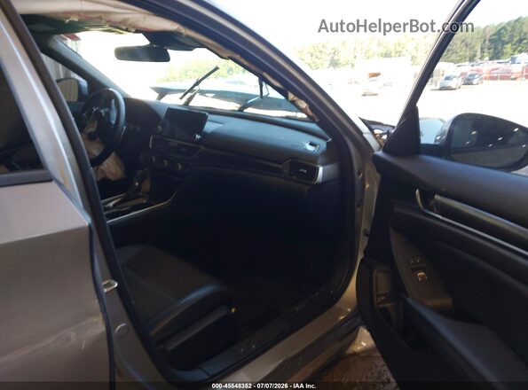1HGCV1F38JA191055 2018 HONDA ACCORD Серый Вид салона спереди