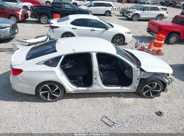 1HGCV1F38JA235734 2018 HONDA ACCORD White Vista interior trasera