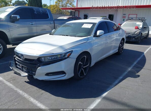 1HGCV1F38KA035552 2019 HONDA ACCORD Белый Передняя левая четверть