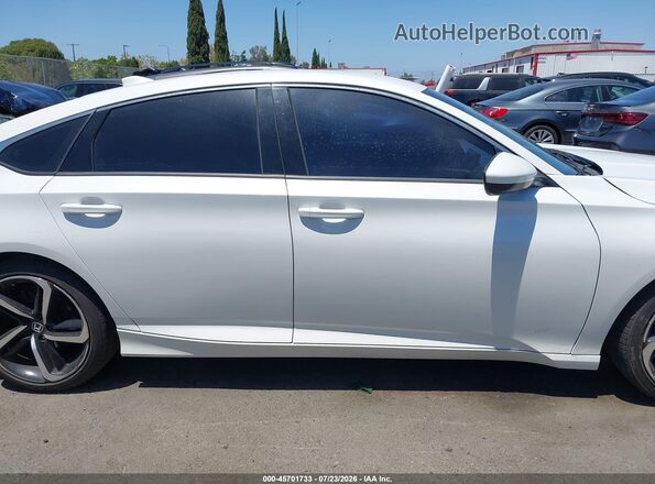 1HGCV1F38KA035552 2019 HONDA ACCORD Белый Вид задней части салона