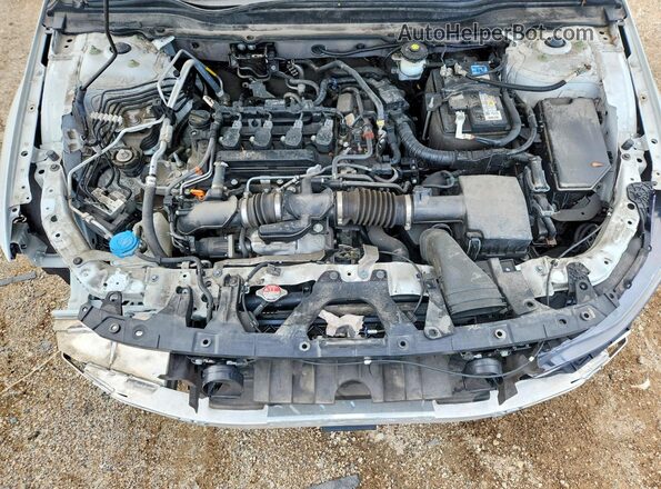 1HGCV1F38NA068183 2022 HONDA ACCORD White Widok wnętrza z tyłu