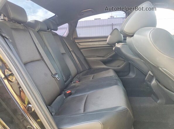 1HGCV1F3XJA103249 2018 HONDA ACCORD Black Rear seats view