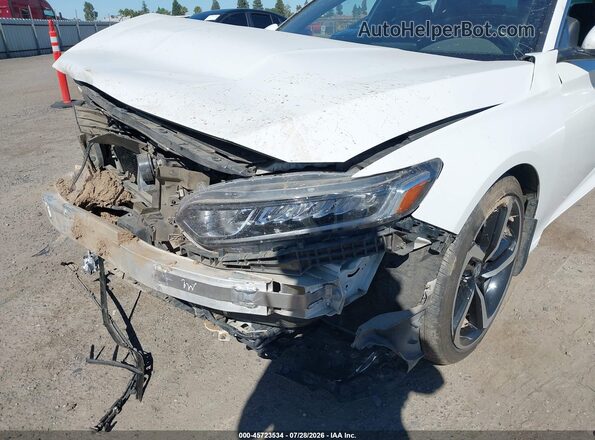 1HGCV1F3XJA189257 2018 HONDA ACCORD White 