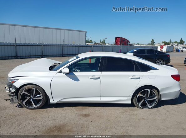 1HGCV1F3XJA189257 2018 HONDA ACCORD White 