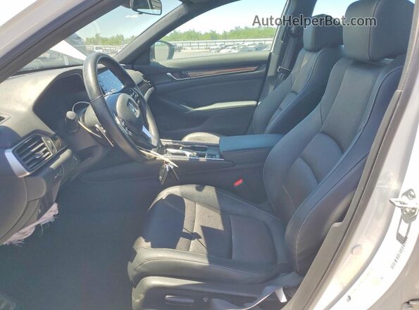 1HGCV1F3XNA075636 2022 HONDA ACCORD White Front interior view