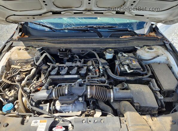1HGCV1F40JA126435 2018 HONDA ACCORD White Widok wnętrza z tyłu