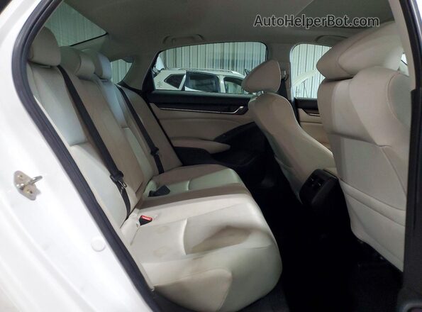 1HGCV1F43KA028369 2019 HONDA ACCORD White Հետևի նստատեղերի տեսք